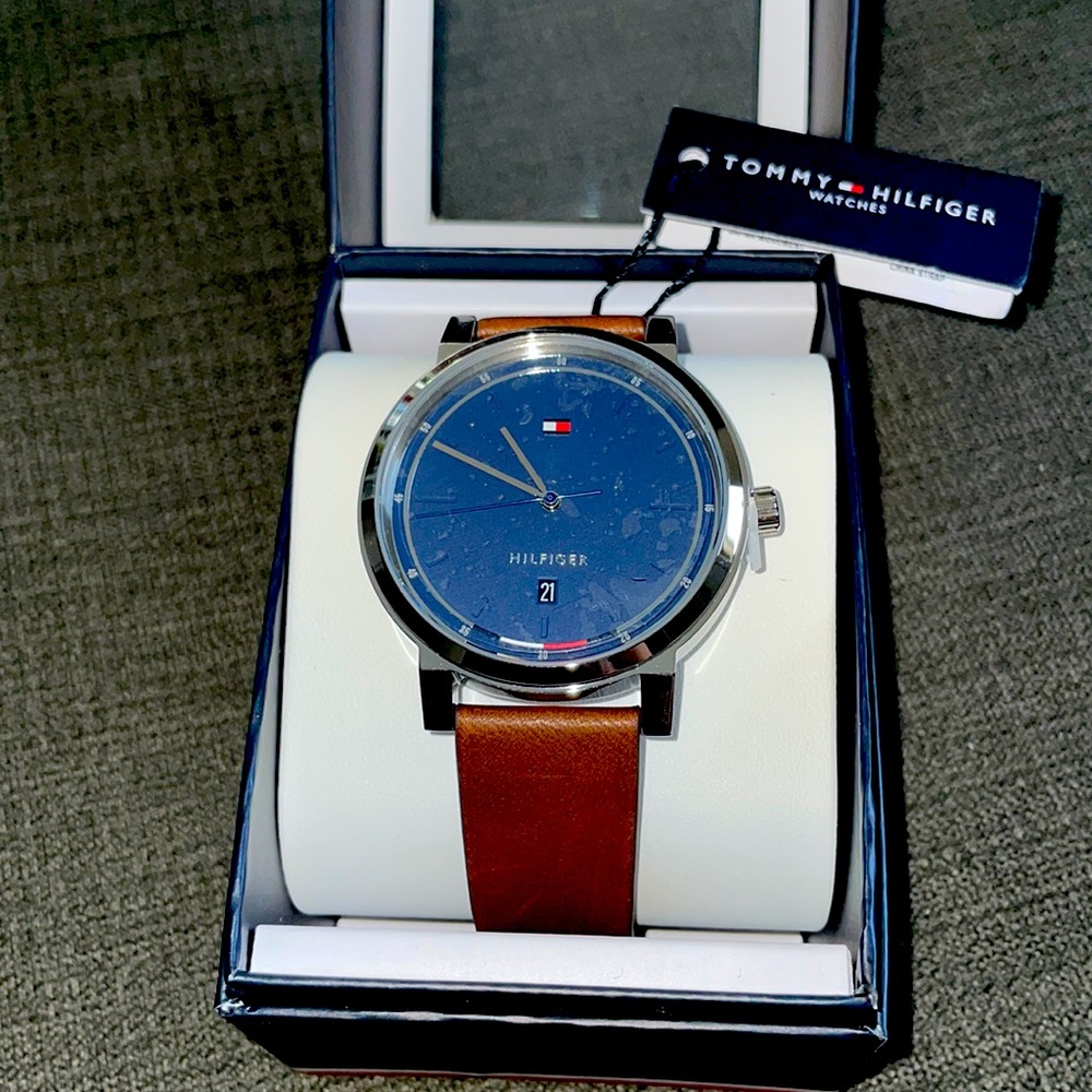 Tommy Hilfiger Thompson Blue Dial Mens Watch NEW